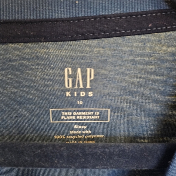 FREE W any purchase over $8! LOT of 2 size 10 boys shirts one Joe Fresh - Picture 6 of 7